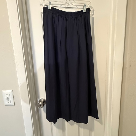 Maren Navy Pleated Midi Skirt Gold Buckle Belted Waist Elastic Back Size Small - Picture 2 of 7